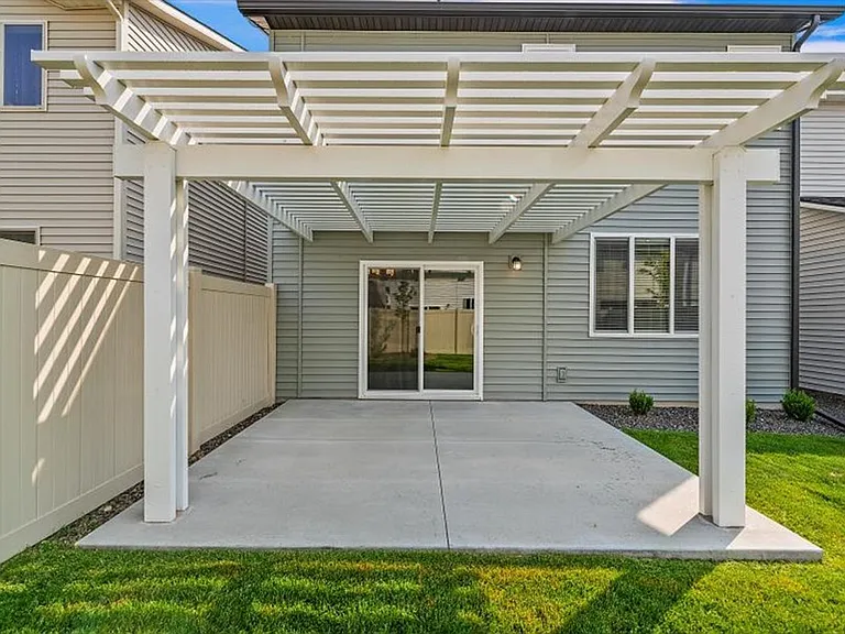 3093 N Summermoon Ave — Photo 39