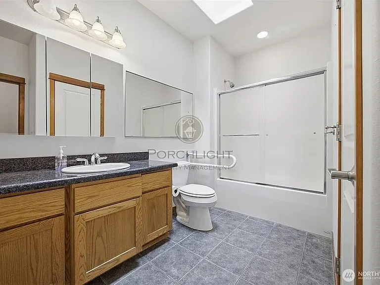 237 Creekview Crst #1 — Photo 18