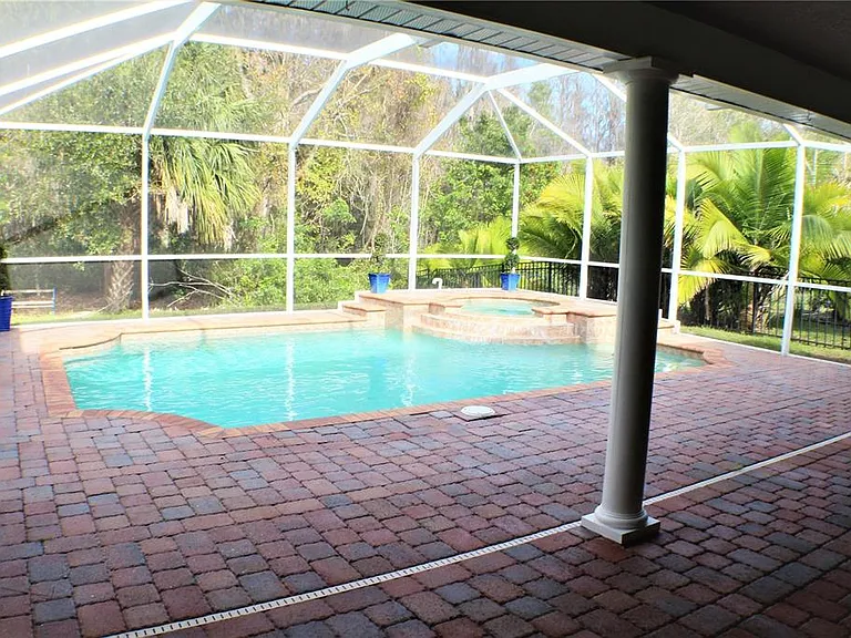 11609 Greensleeve Ave — Photo 19