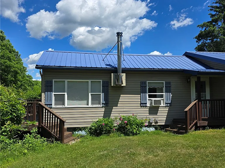 1421 King Hill Rd — Photo 2