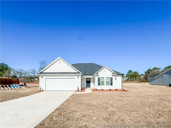 206 Calhoun St, Raeford, NC 28376