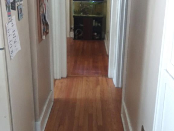 4th image of 210 Woodbine Ave