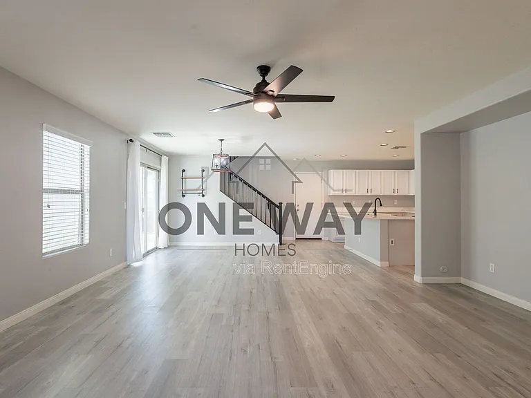 1057 S Deerfield Ln — Photo 7