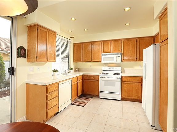 3rd image of 13477 S Kearney Ct