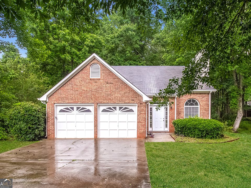 1st image of 117 Brookhaven Ln
