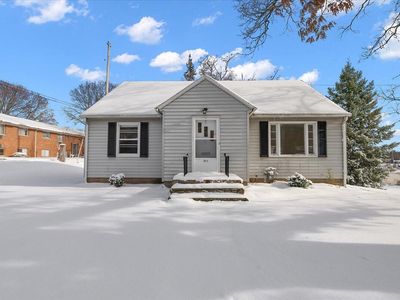 2915 S Burdick St, Kalamazoo, MI, 49001