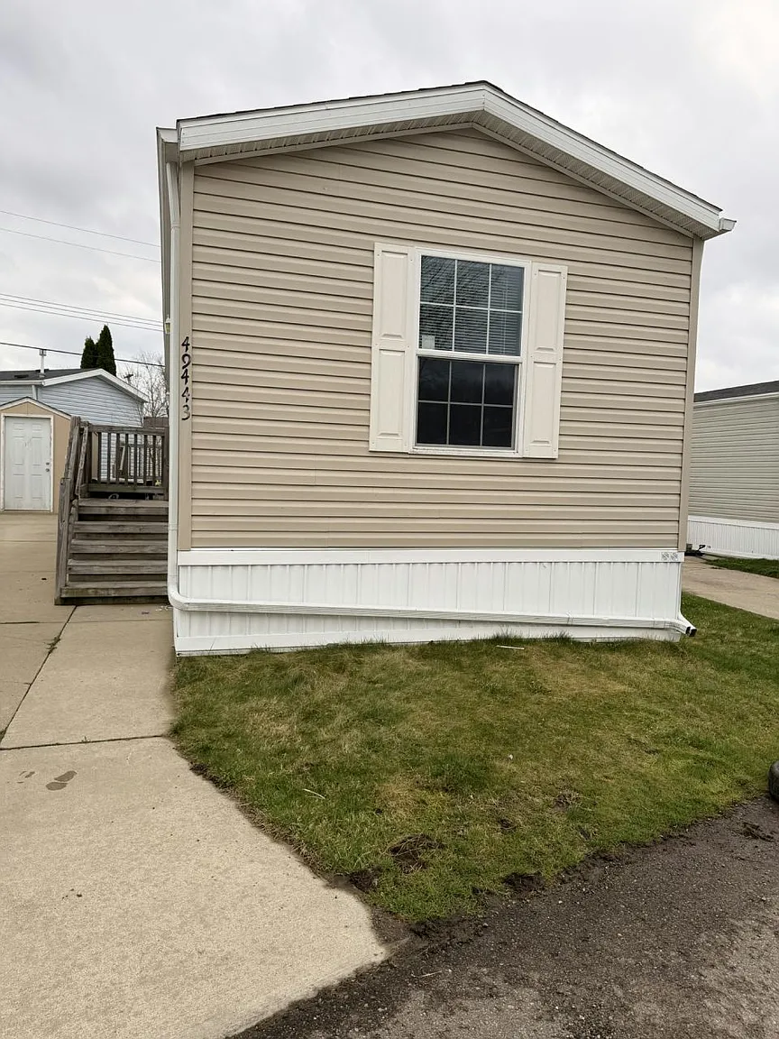 49443 Maple Dr #75 photo 1
