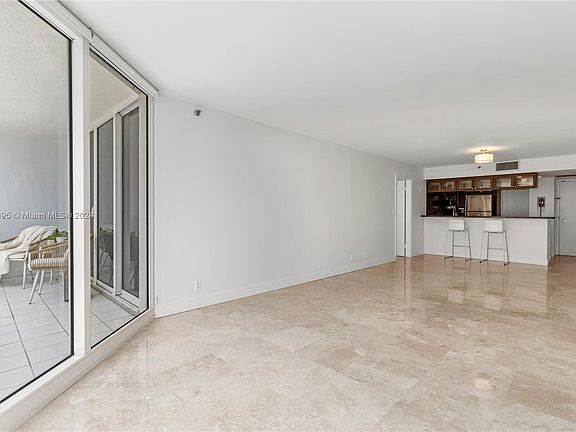 5th image of 1717 N Bayshore Dr #A-2645