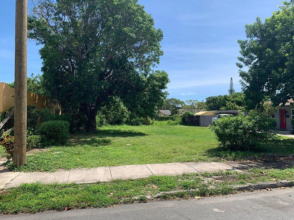 1st image of 3301 Greenwood Avenue