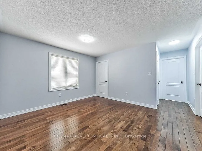 46 Blue Meadow Ct — Photo 11