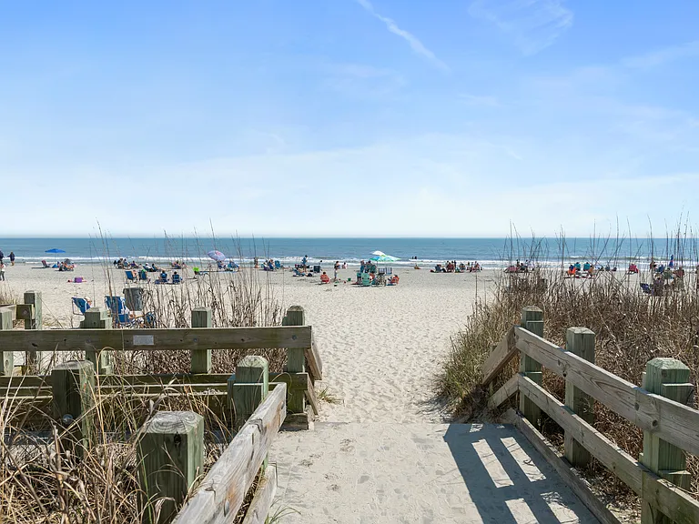 4612 Surf St #1 — Photo 4