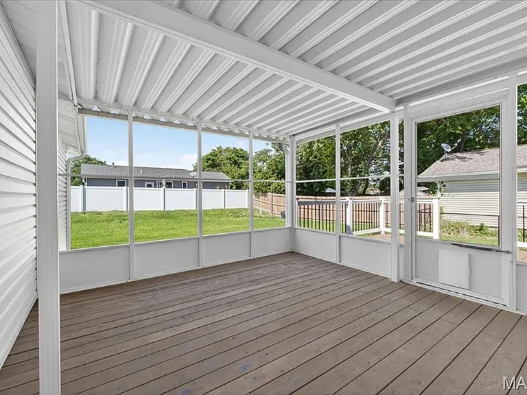 4038 N Bridge Dr — Photo 11