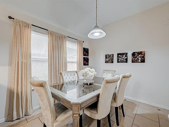 5th image of 2519 Glenholly Park Dr