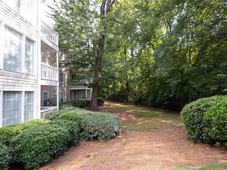 1907 Countryside Pl SE — Photo 16