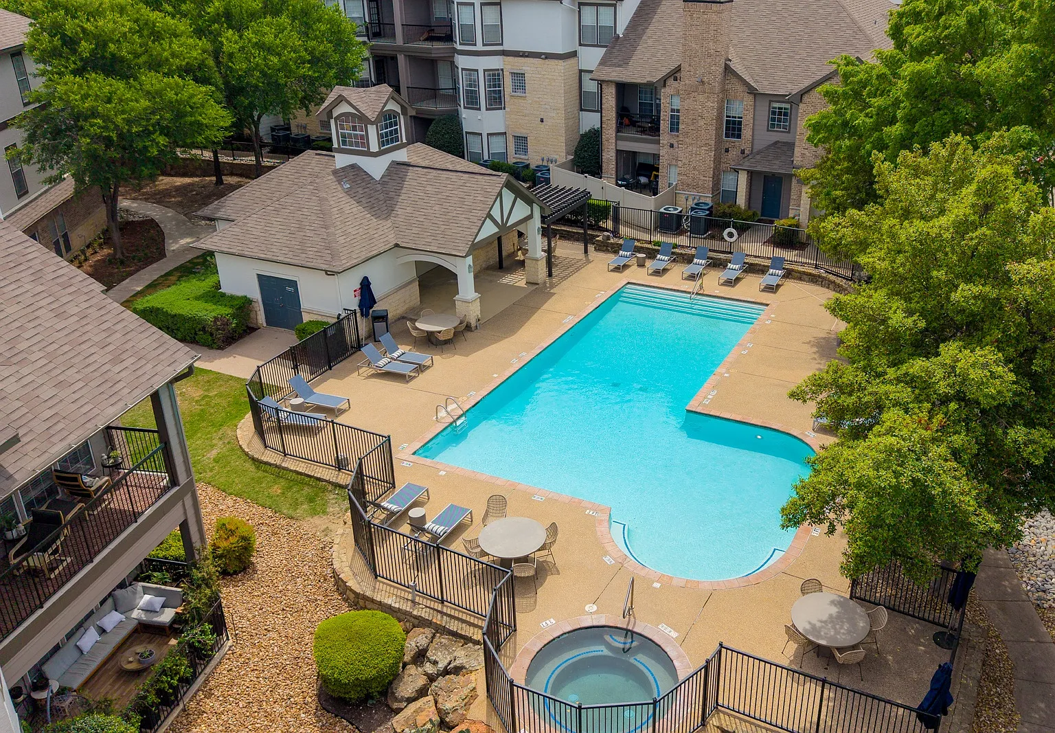 Legacy Estates at Frisco — Photo 3