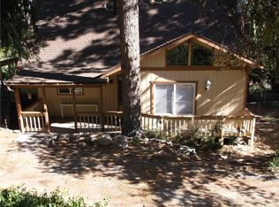 31135 Valley Oak Dr, Running Springs Area, CA 92382