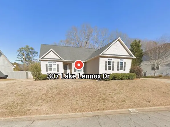 307 Lake Lennox Dr, Simpsonville, SC 29681