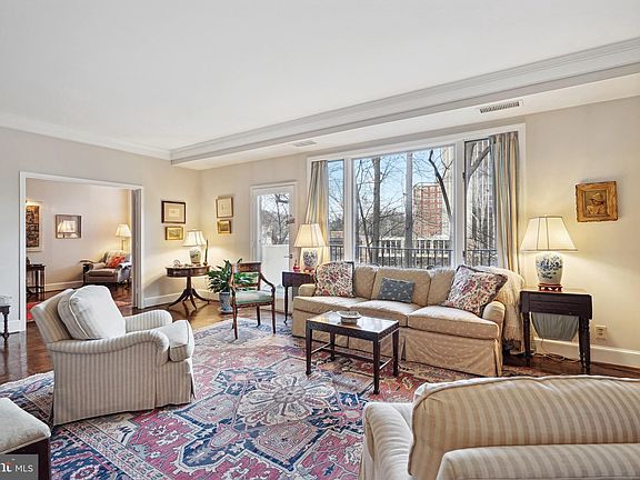 3rd image of 8101 Connecticut Ave N #406