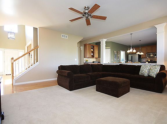 5th image of 11535 Glenn Cir