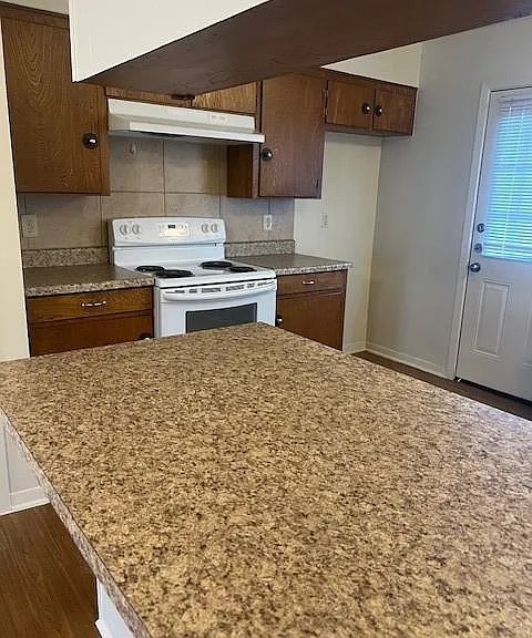 812 Ranch Rd #A — Photo 6