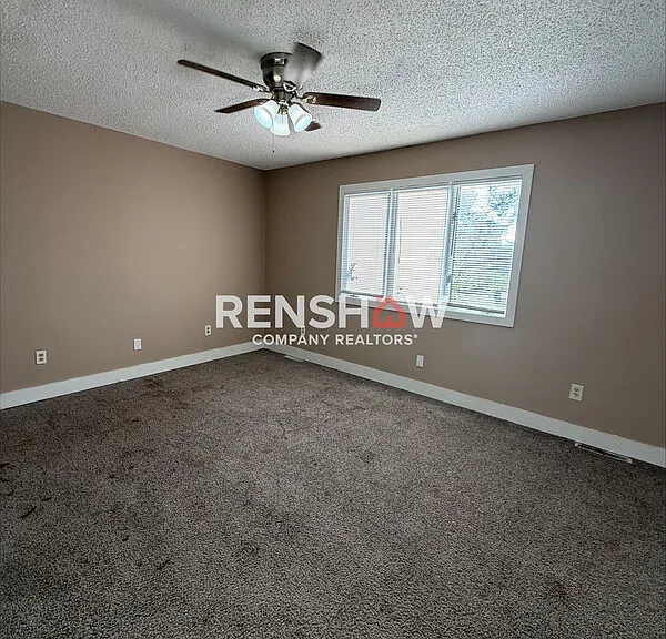 35 Maywood Dr — Photo 13