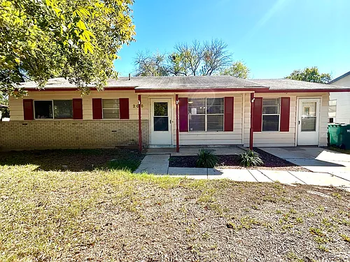 206 Northview Dr Photo 1