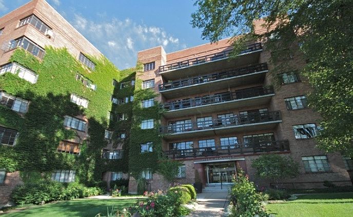 1st image of 505 Cherry St SE APT 203