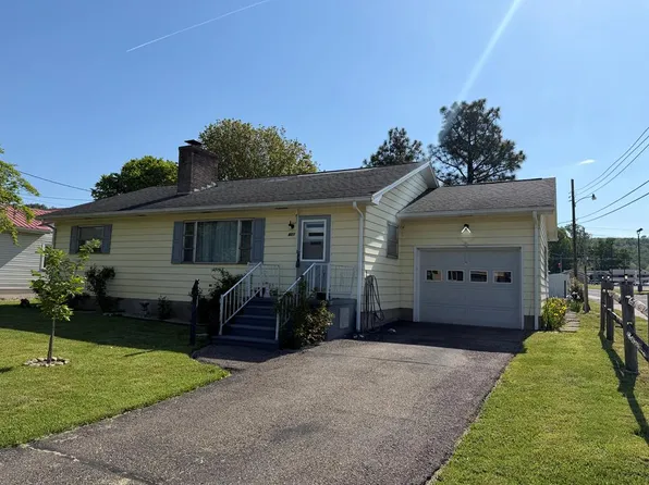 601 James Street, New Martinsville, WV 26155