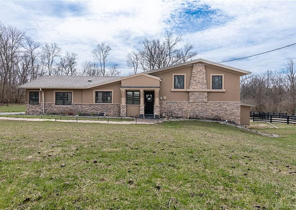 1015 W Lytle 5 Points Rd, Springboro, OH 45066 MLS 893908 Zillow