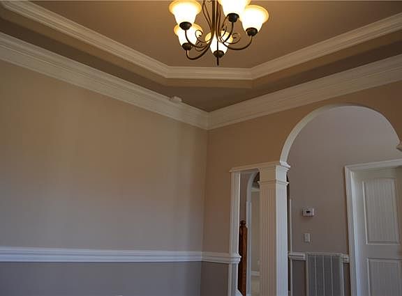 4th image of 1902 Waterbury Ct