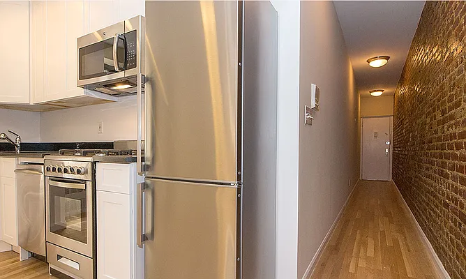 Rented by Copperwood Real Estate | media 16