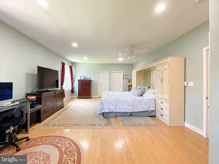1947 Fay Pl — Photo 11