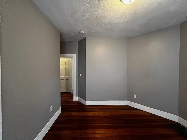 11 Sunset St #1 — Photo 15