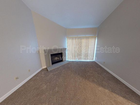 3rd image of 2876 Englewood Way