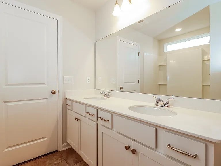 550 Wilkins Rd — Photo 17
