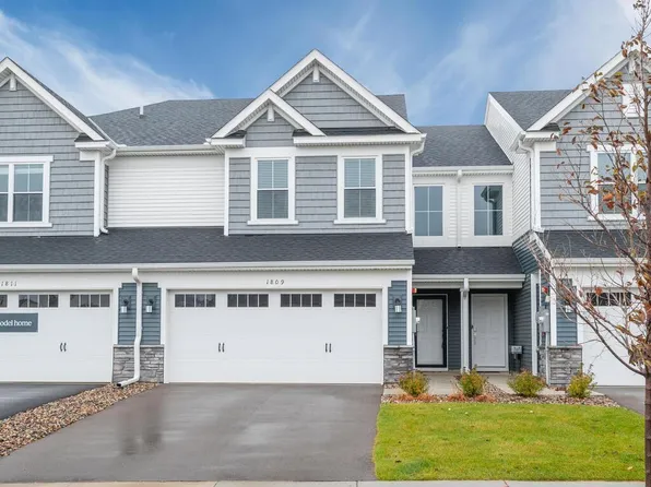 1809 Arbor Ln, Carver, MN 55315