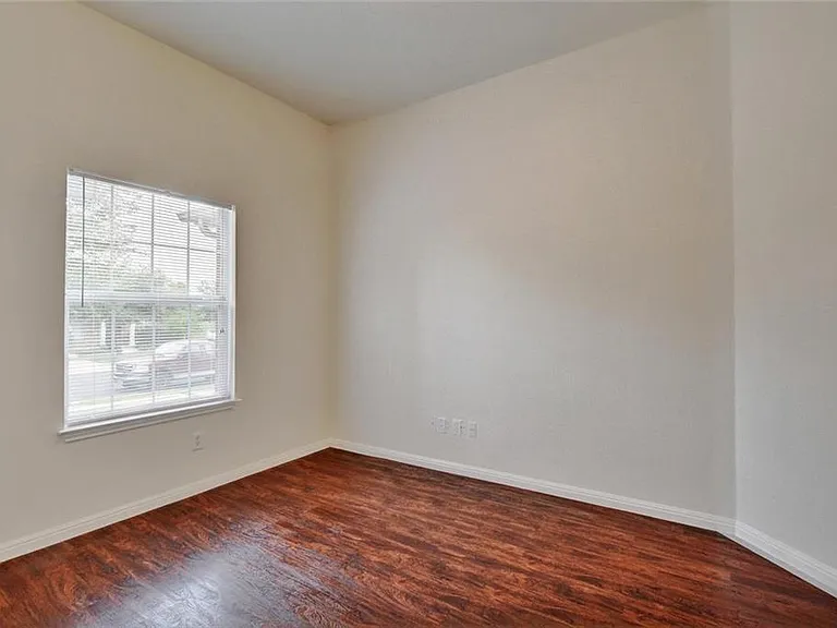2624 Century Park Blvd — Photo 21