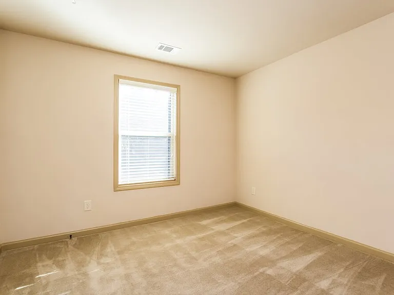 3336 Montauk Hill Dr — Photo 12