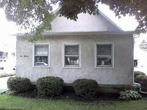1st image of 215 S La Salle Ave