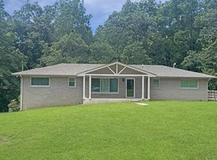 312 Valley View Rd, Dover, TN 37058