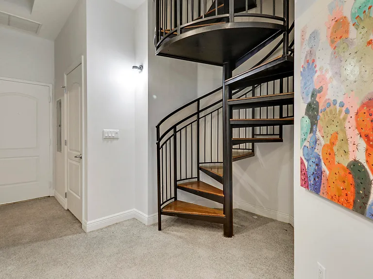 801 S Olive Ave #223 — Photo 11