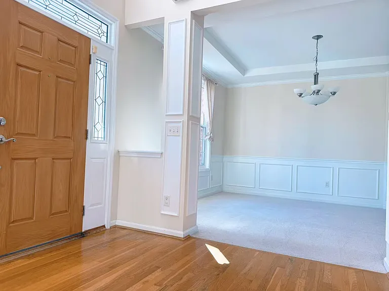 4907 Forest Ridge Dr — Photo 6