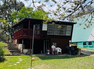 280 Lakeshore Dr N, Bandera, TX 78003