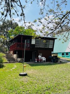 280 N Lakeshore Dr, Bandera, TX, 78003
