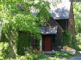 3125 Fairfax Rd, Cleveland Heights, OH 44118