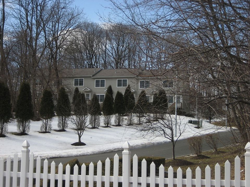 2nd image of 9 Patterson Dr