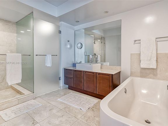 5th image of 250 Sunny Isles Blvd #3-702