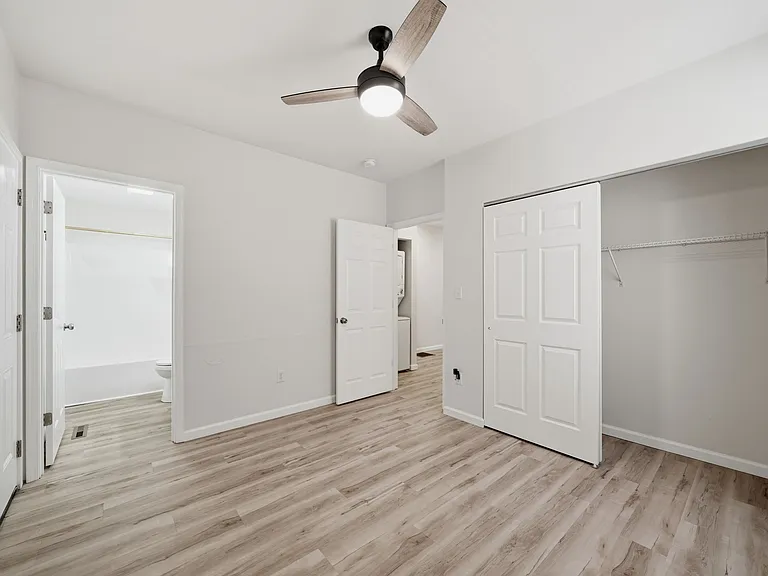 4257 Norfolk Ave #1W — Photo 13