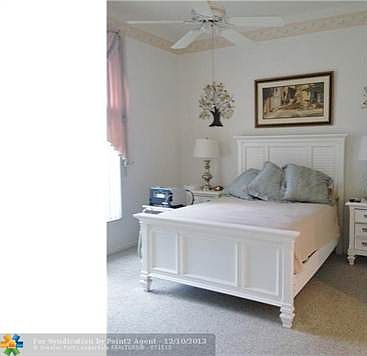 4th image of 5374 Monterey Cir #B