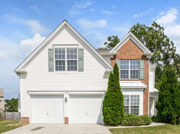 10716 Norway Spruce Ct, Charlotte, NC 28262